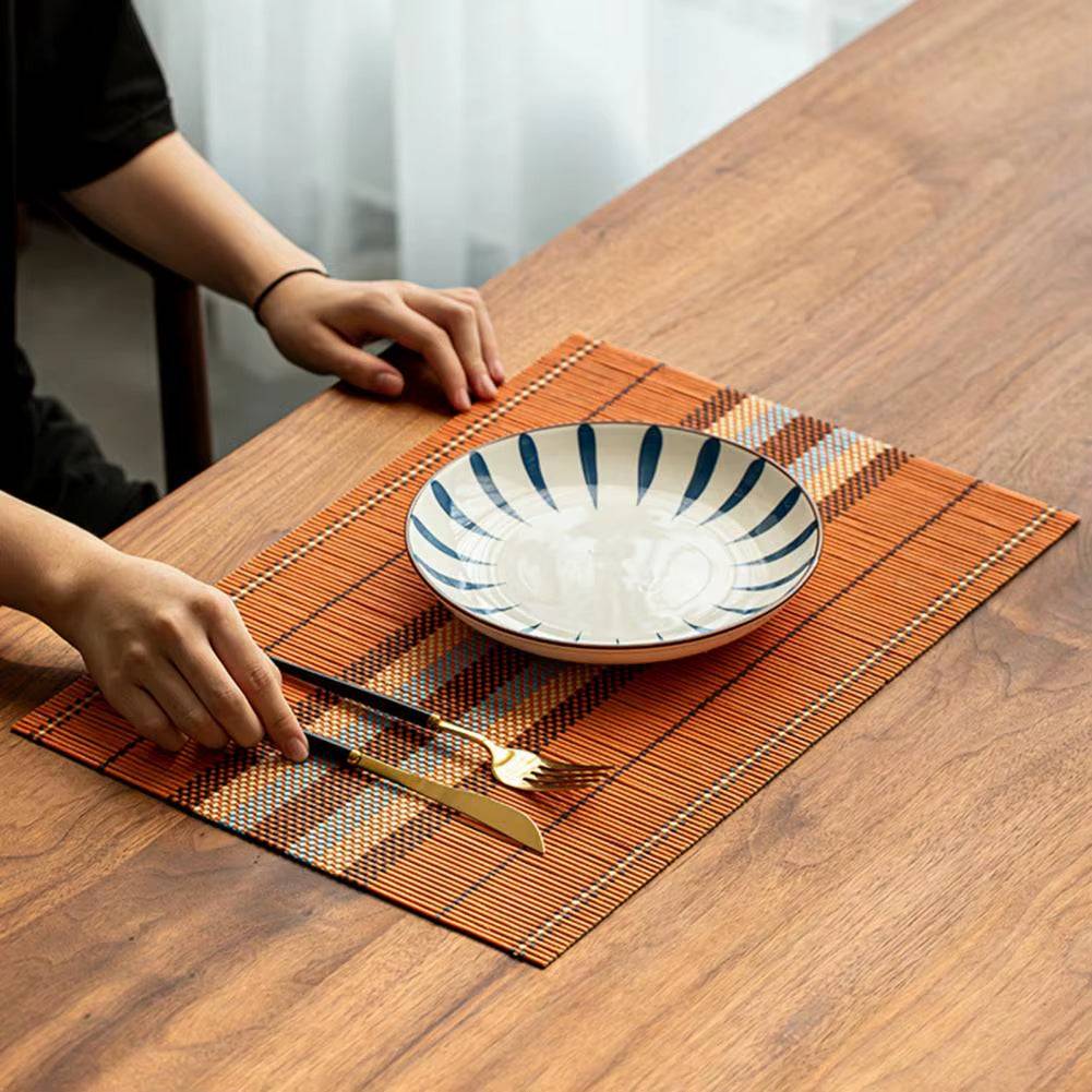 Decorative waterproof lightweight bamboo table mat with natural finish for dining table protection and style