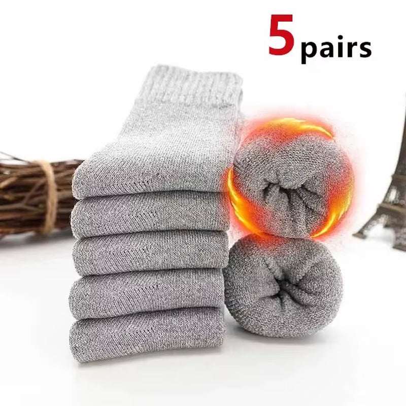 Warm solid color wool Warm Socks for women, 5 pairs; ideal for cold weather with towel-like texture and insulating material.