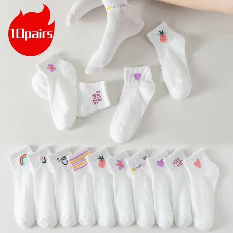 10 Pairs of Seasonal Women'S White Rainbow, Strawberries, Smiling Face, Colorful Stripes and Other Patterns, Ankle Socks