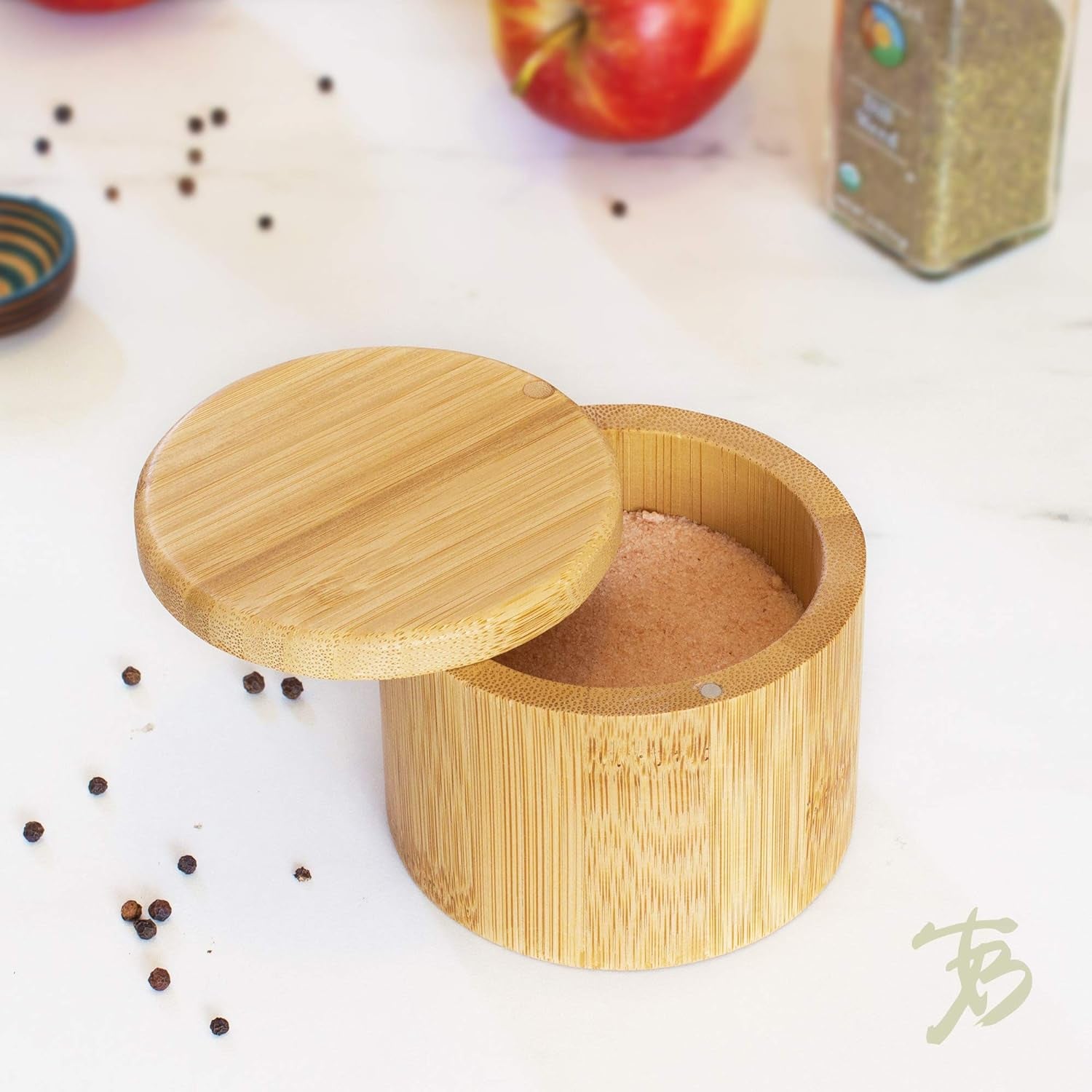 Elegant Bamboo Salt Cellar with Magnetic Swivel Lid - Perfect 6 Oz Storage for Spices & Seasonings