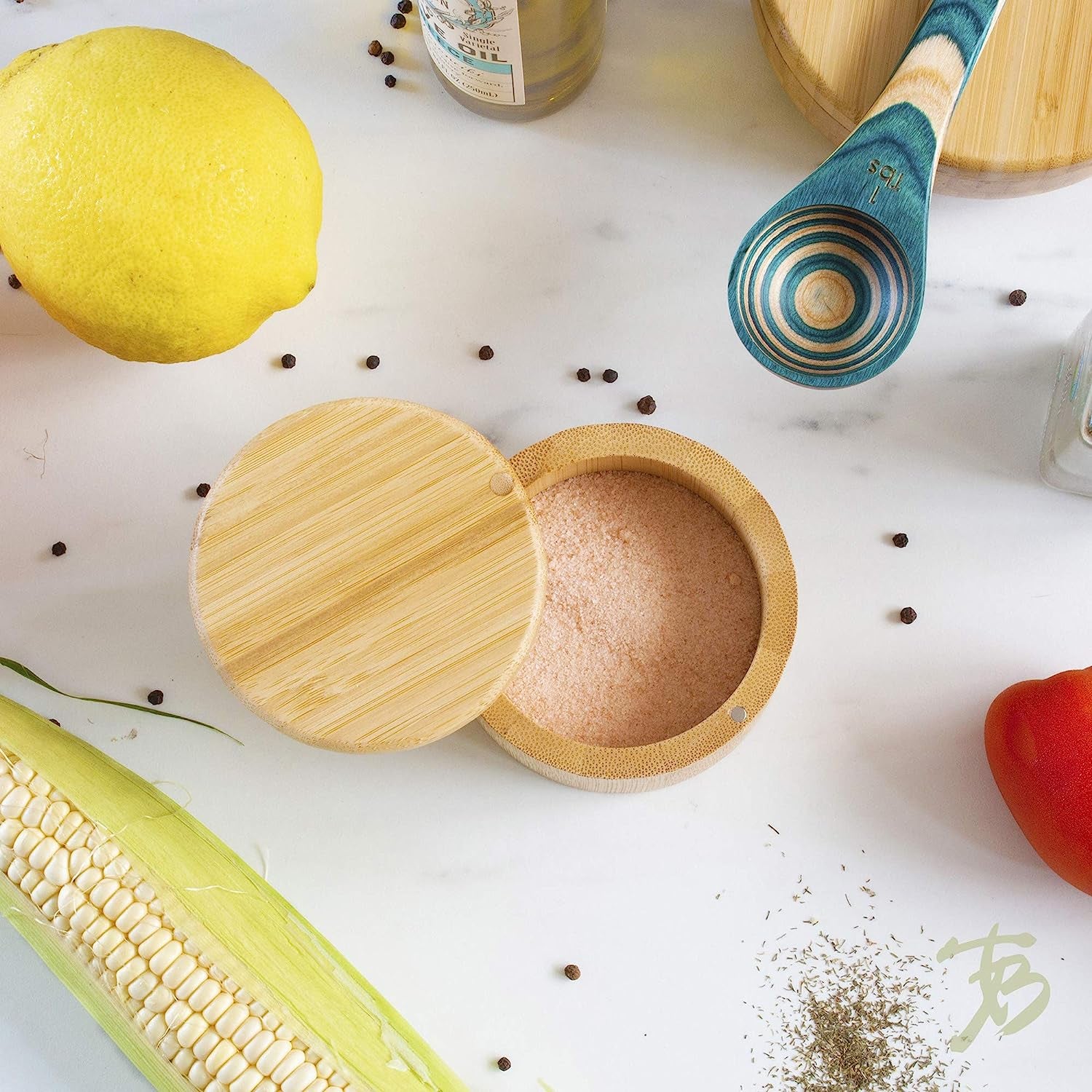 Elegant Bamboo Salt Cellar with Magnetic Swivel Lid - Perfect 6 Oz Storage for Spices & Seasonings